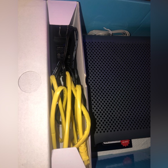 Motorola Wifi Router - Picture 5 of 5